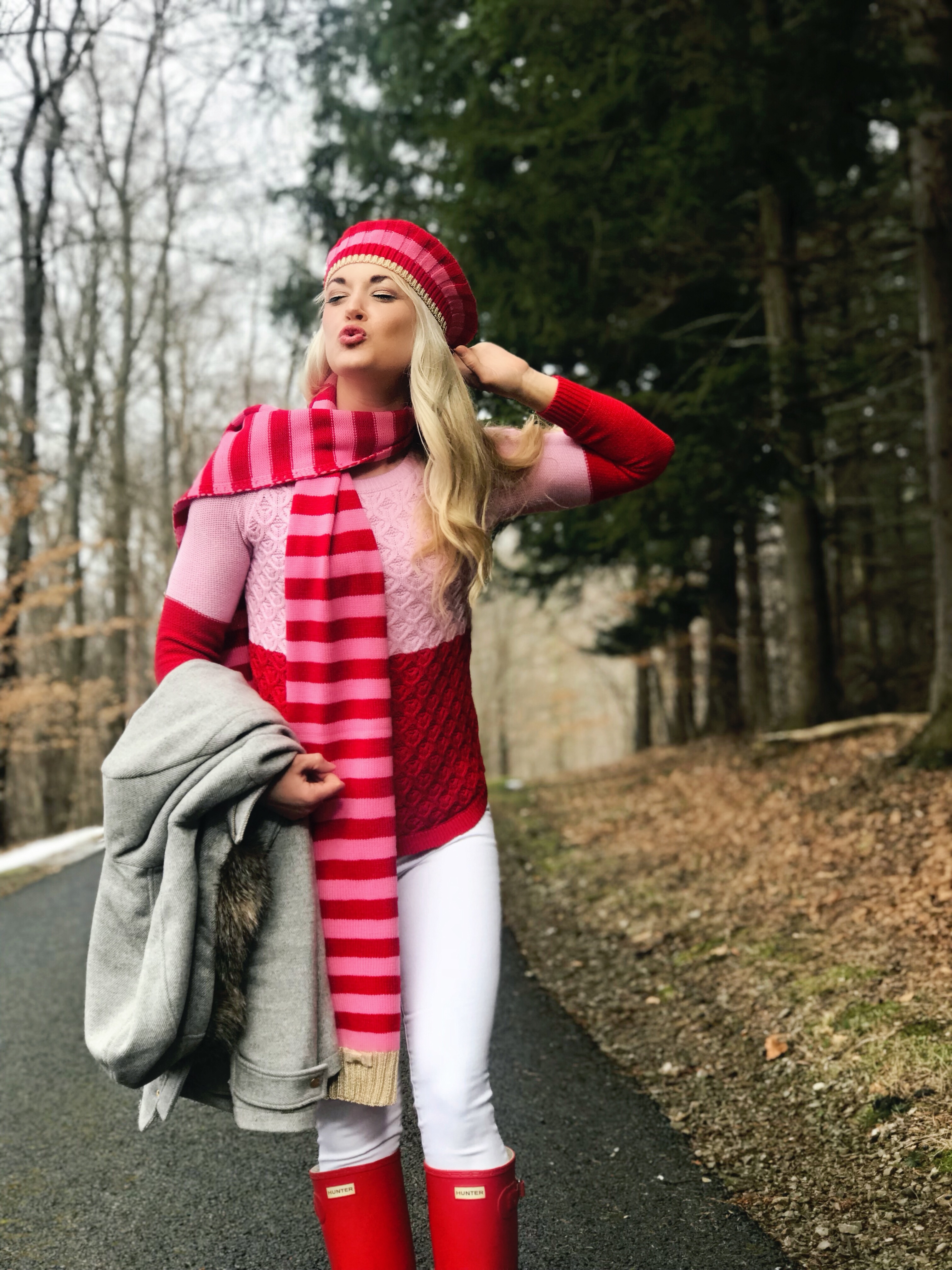 Color Block Sweater | Beret | Valentine's Day Outfit | www.styleherstrong.com