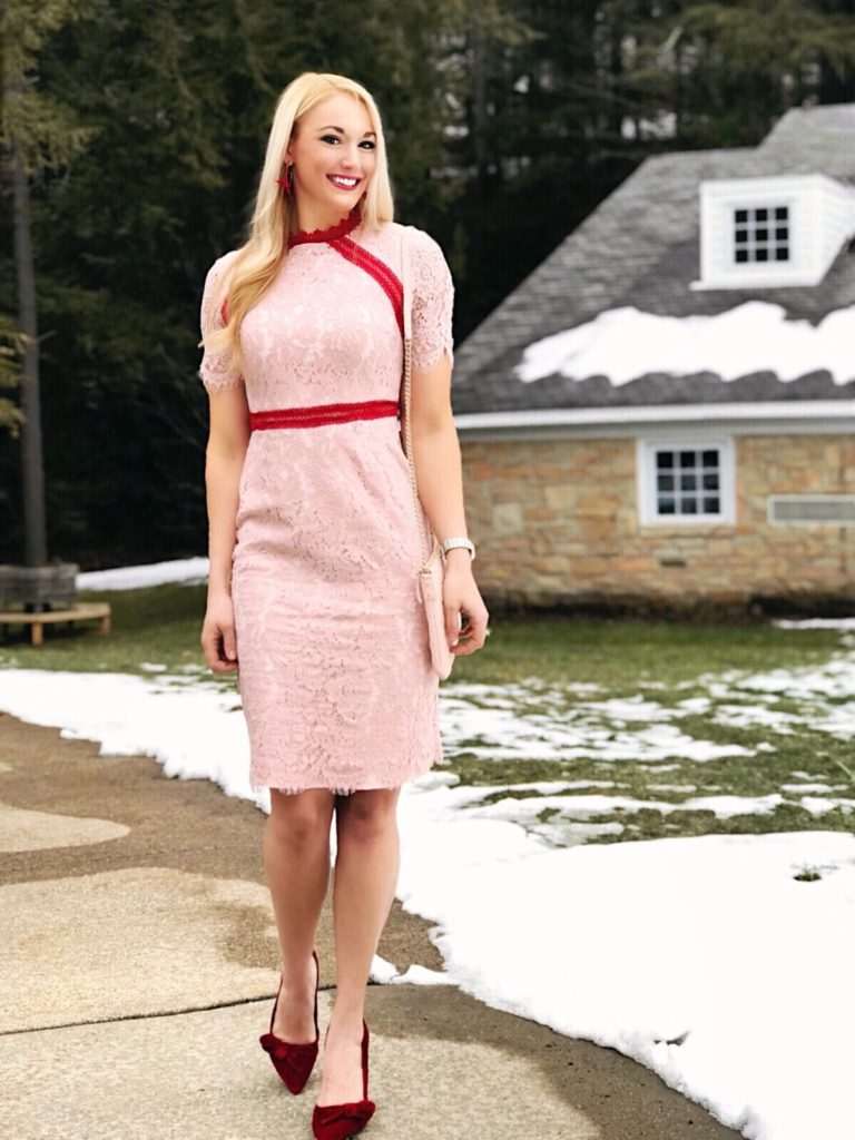 Rachel Parcell Lace Sheath Dress | Valentine's Day Dress | #fashionblogger #styleblogger #fashion #style #classicfashion #romanticstyle