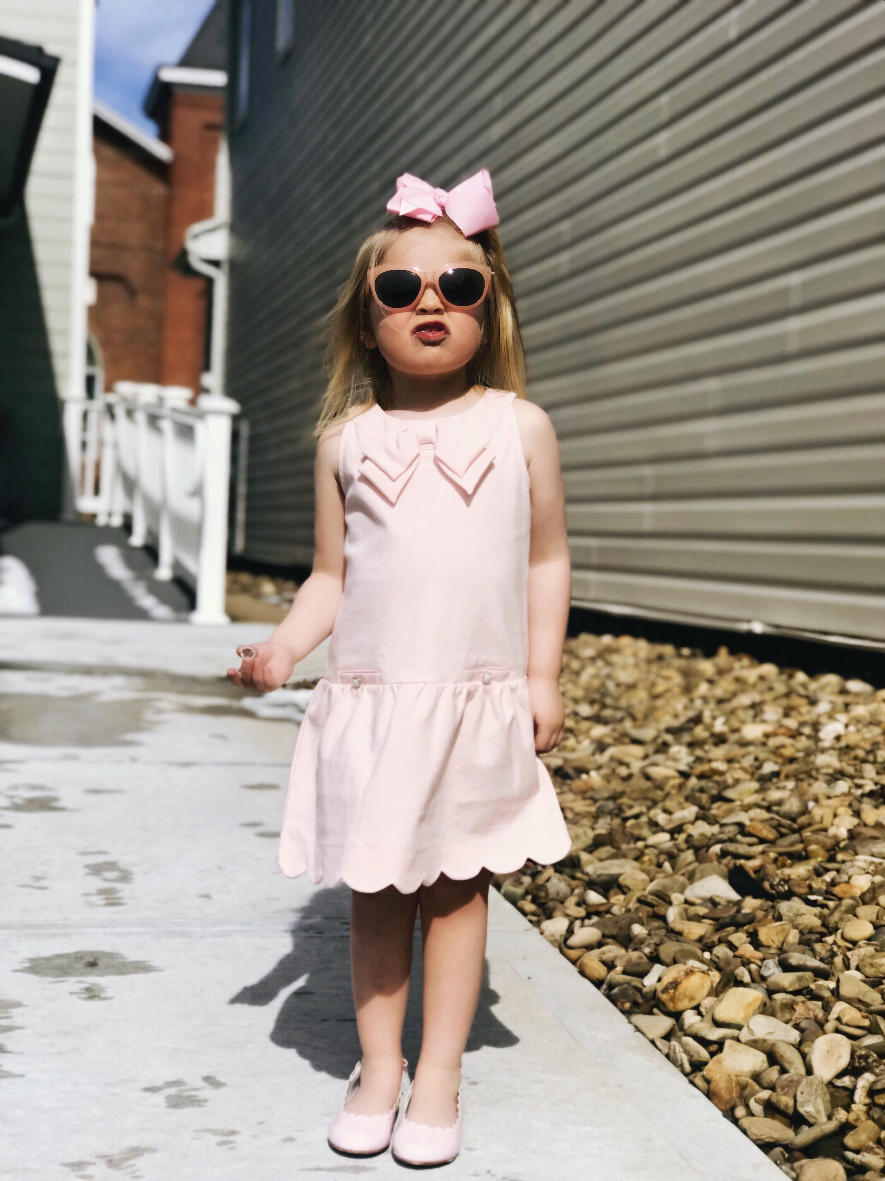 Mommy and Me Outfits | Scallop Pink Dress | Spring Dress | Janie and Jack | #mommyandme #preppyblogger #styleblogger #preppy