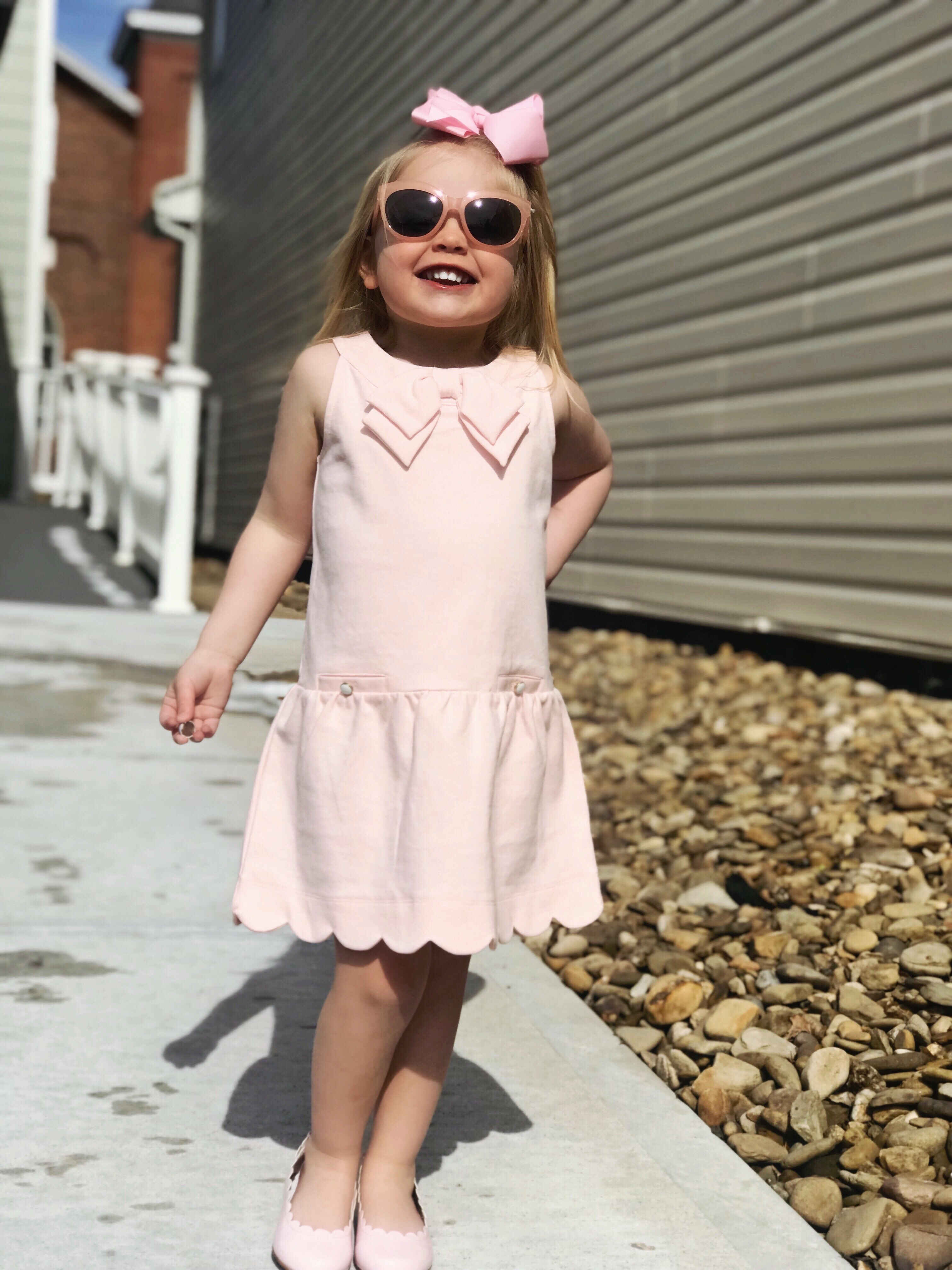 Mommy and Me Outfits | Scallop Pink Dress | Spring Dress | Janie and Jack | #mommyandme #preppyblogger #styleblogger #preppy