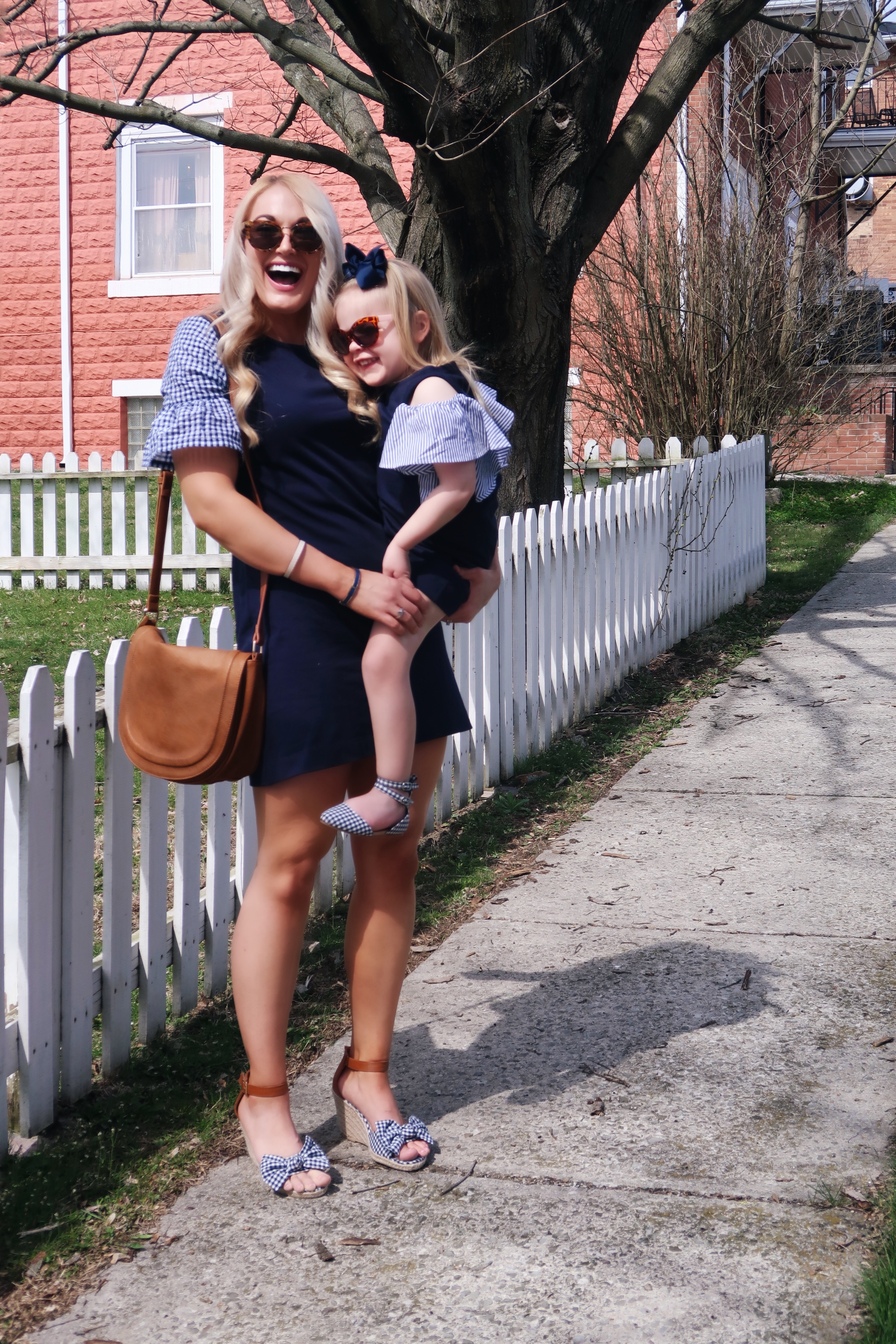 Mommy and Me Outfits | Gingham Shoes & Matching Dresses | Preppy Outfits | Twinning | Matching Outfits #mommyandme #gingham