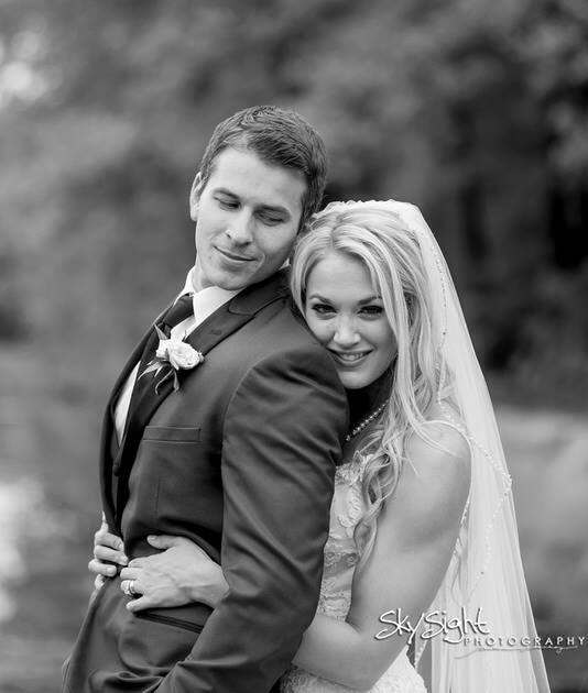 Bride and Groom Photo | #wedding #weddingday www.styleherstrong.com