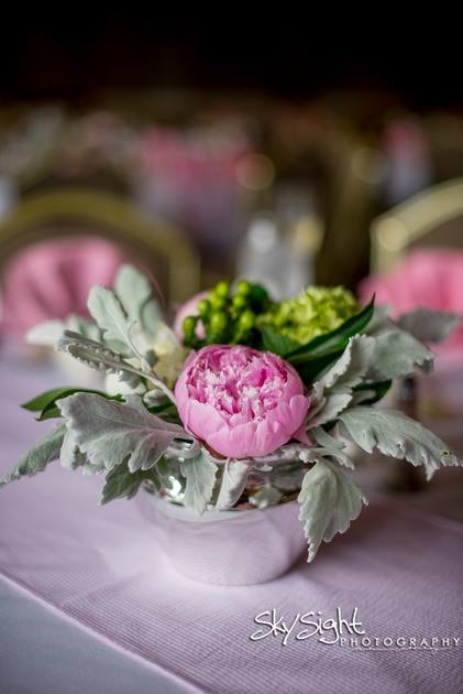 Wedding Floral Arrangements | Peonies for Wedding | Spring Wedding Flowers | www.styleherstrong.com