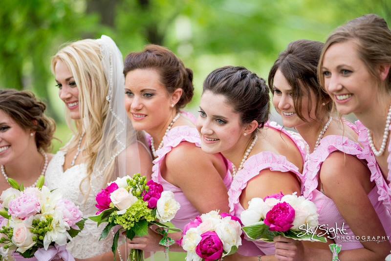 Preppy Wedding | Southern Wedding | Lilly Pulitzer Wedding #bridesmaid #weddingdress Seersucker Bridesmaid Dress | www.styleherstrong.com