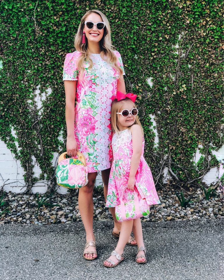 Mommy and Me Outfits for Mother's Day | #mommyandme #styleblogger #springstyle | www.styleherstrong.com