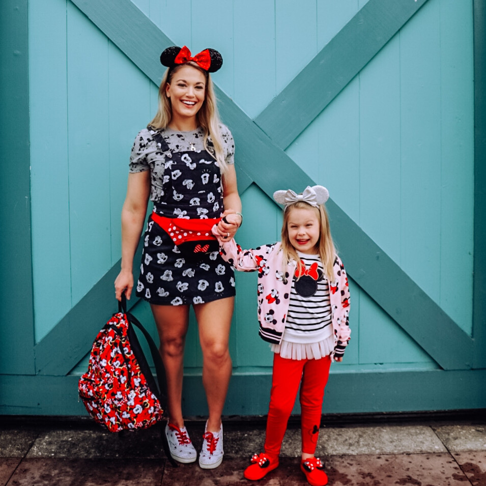 Disney Outfit | Disney Style | Disney Fashion | Minnie Mouse Outfit | Minnie Style | Rock the Dots | Disney Blogger | Disney Vacation | Disney Tips | Disney Advice | Disney Planning #disneytips #disneyblogger #disneystyle #minniemouse