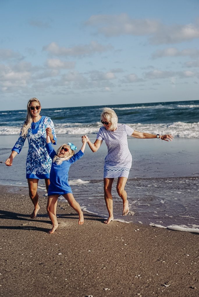 Bald Head Island | 10 Reasons to Visit Bald Head Island | Family Friendly Beach Vacations #baldheadisland Cabana Life | Vineyard Vines | Preppy Family