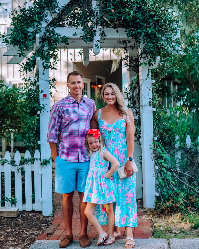 Bald Head Island | 10 Reasons to Visit Bald Head Island | Family Friendly Beach Vacations #baldheadisland Cabana Life | Vineyard Vines | Preppy Family