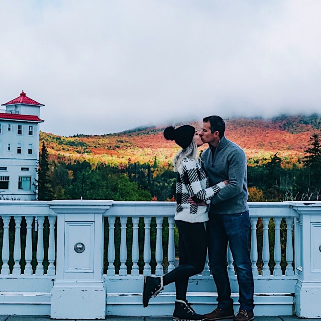 New England Fall Travel Guide | Woodstock Vermont Manchester Vermont Bretton Woods New Hampshire Mystic Connecticut Portland Maine Newport Rhode Island Fall Leaf Peeping Trip to New England #newenglandfall #falltrip #fallfoliage #leafpeeping