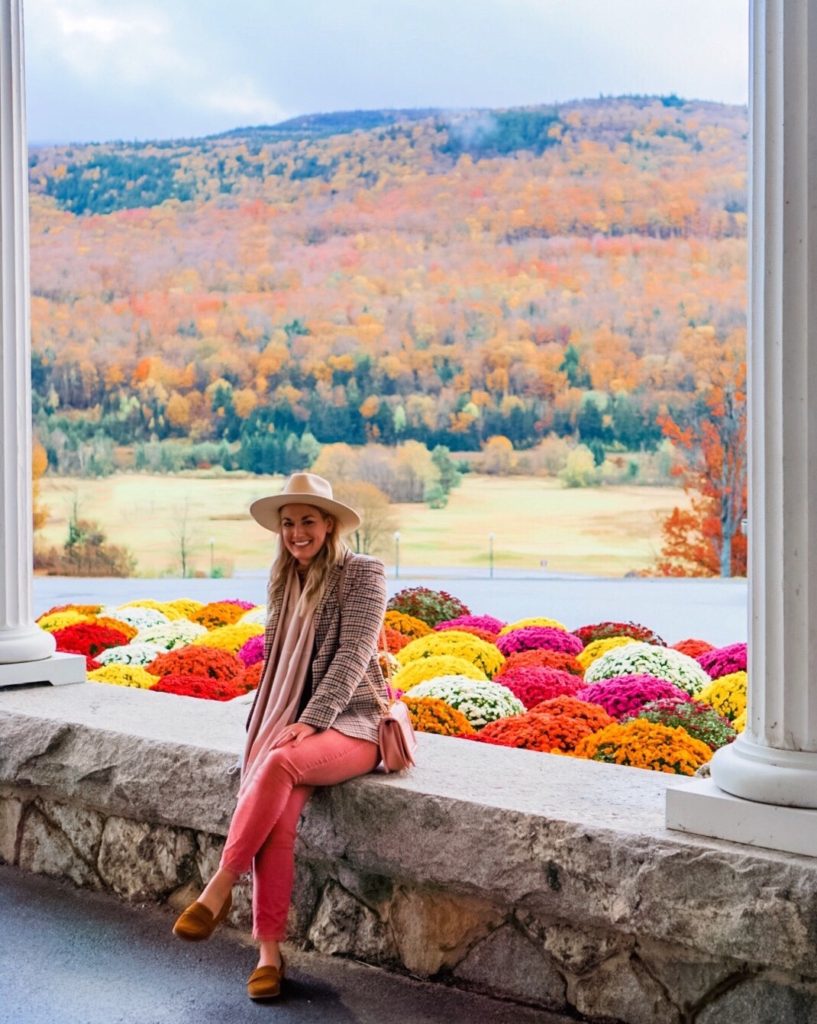 New England Fall Travel Guide | Woodstock Vermont Manchester Vermont Bretton Woods New Hampshire Mystic Connecticut Portland Maine Newport Rhode Island Fall Leaf Peeping Trip to New England #newenglandfall #falltrip #fallfoliage #leafpeeping