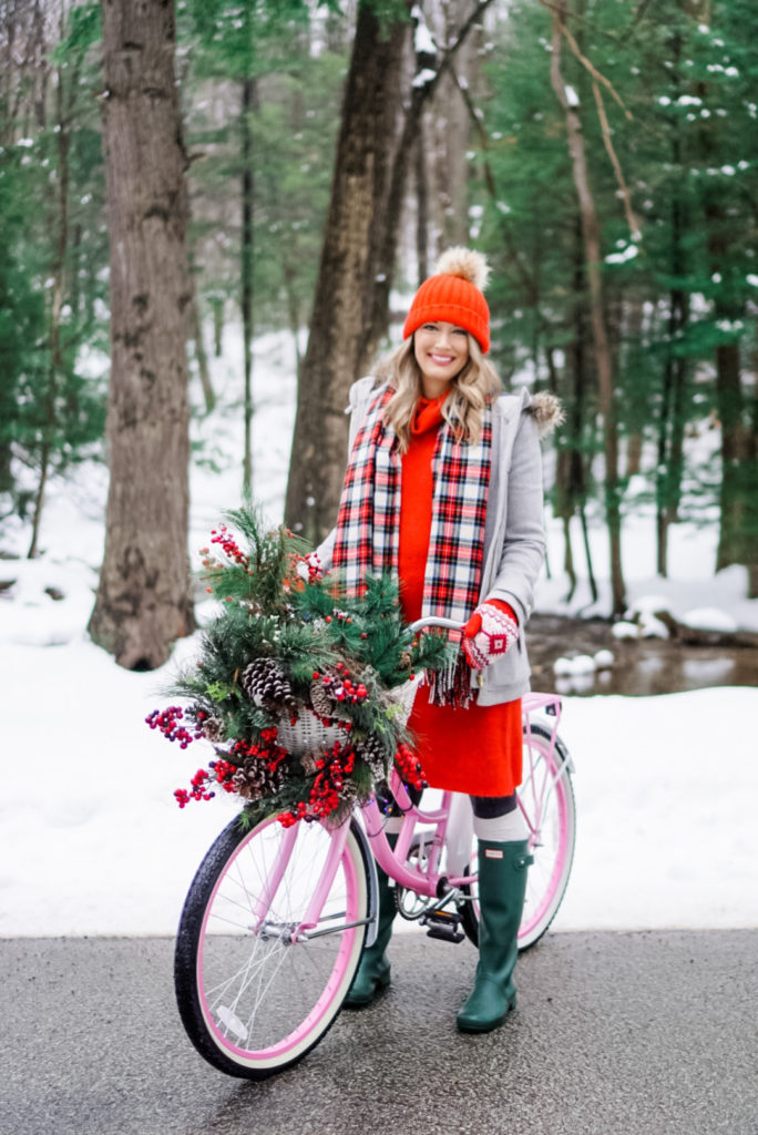 Christmas Picture Ideas | Family Photo Ideas | Matching Holiday Outfits | Tartan Plaid Outfit | Matching Family | Hunter Boots | J.Crew | Preppy Holiday Outfit | Preppy Winter Outfit | Christmas Traditions 