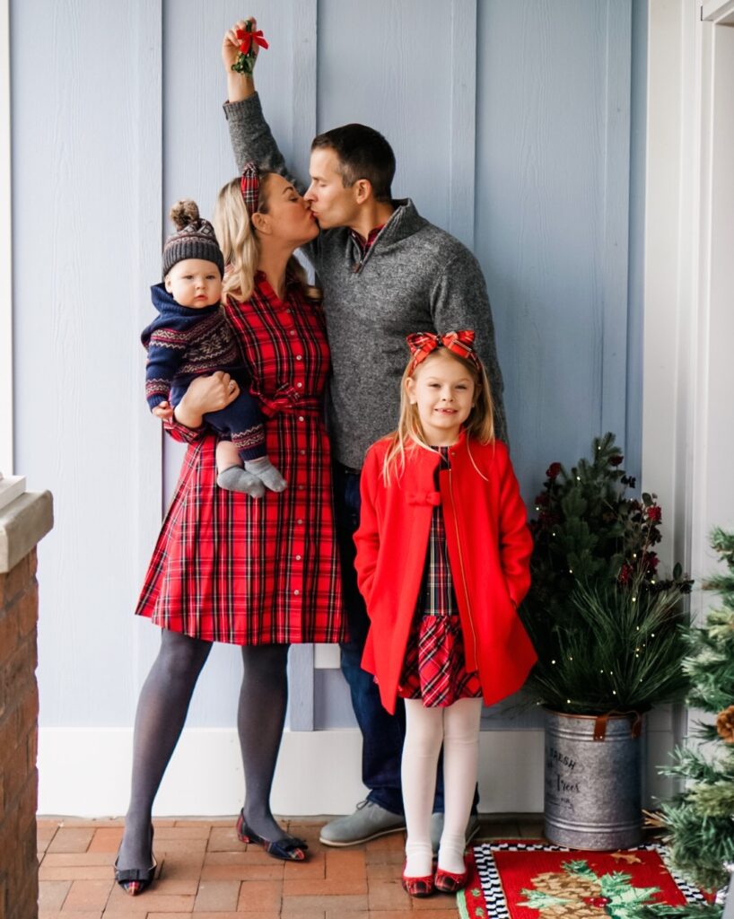 Holiday Style Guide | Family Christmas Card Outfits | Preppy Christmas Style | Matching Family | Holiday Style for Girls | Holiday Outfits for Boys | Holiday Style for Men | Holiday Style for Women | Christmas Outfit Ideas