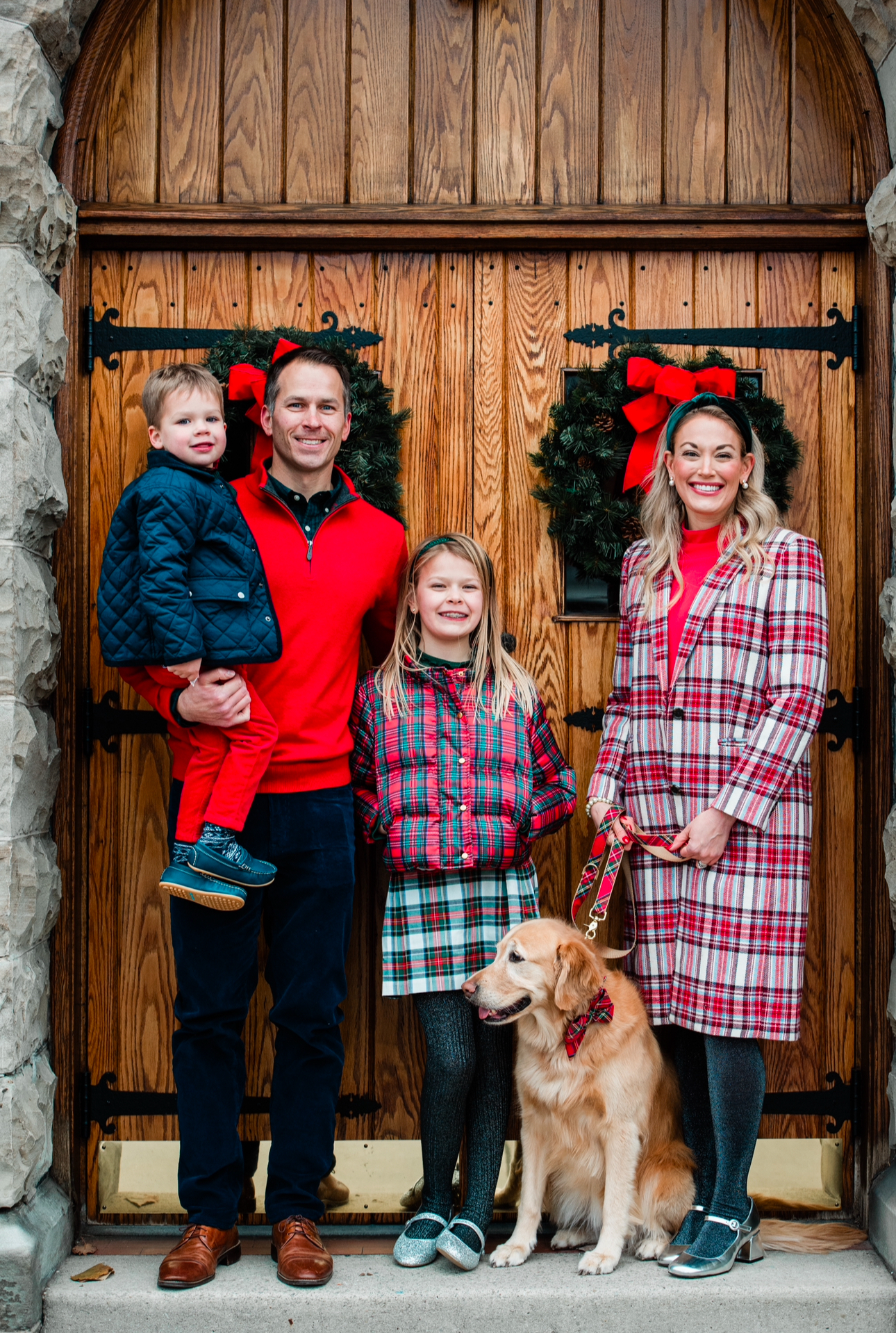 Family Christmas Card Photos 2024 - Style Her Strong